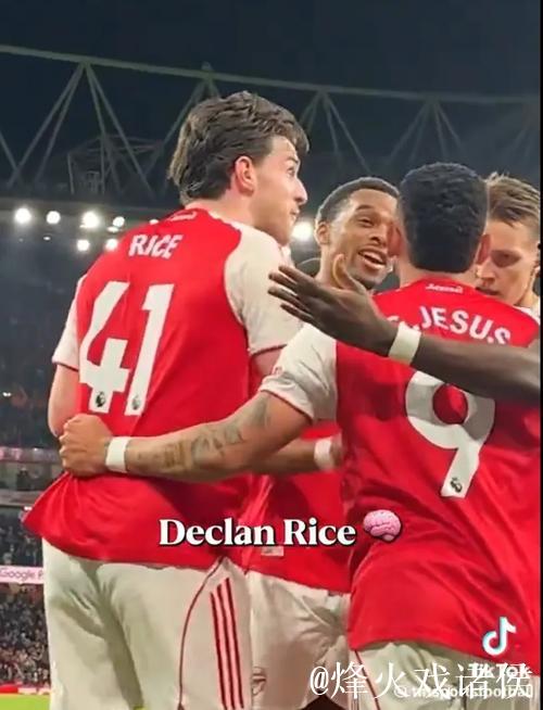 本怀特伤停至少1月!枪手参与竞购波兰边路天才 本怀特伤停至少1月!枪手参与竞购波兰边路天才